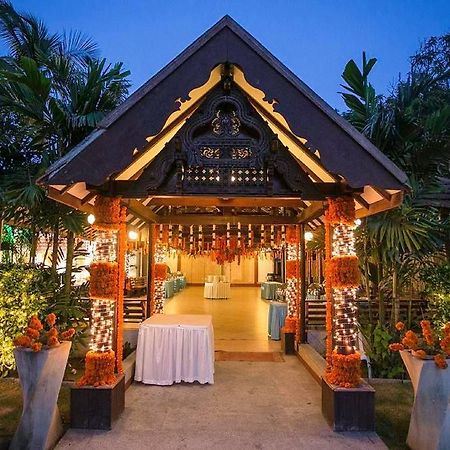 Green Meadows Resort Chennai Bagian luar foto