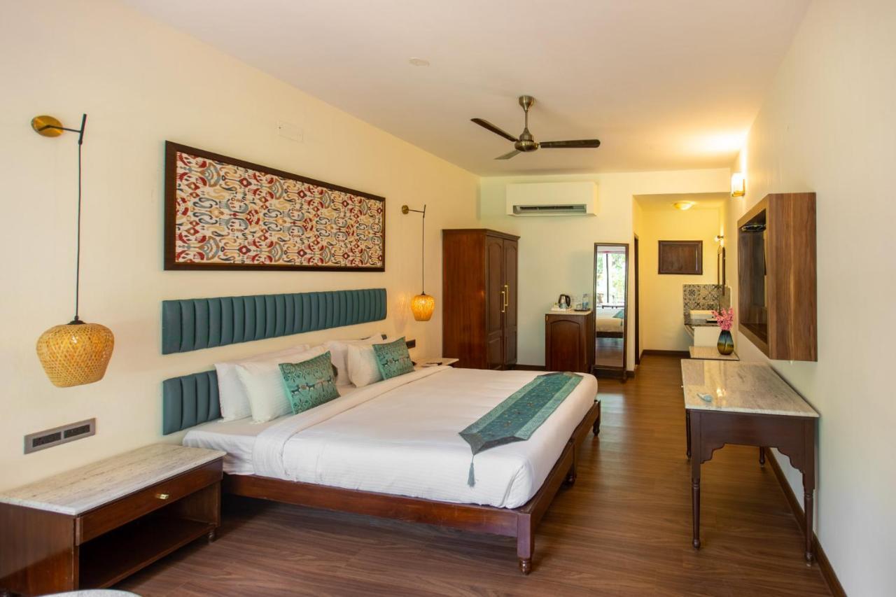 Green Meadows Resort Chennai Bagian luar foto