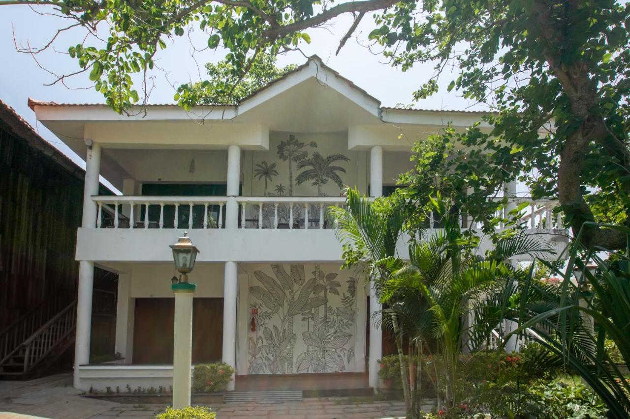 Green Meadows Resort Chennai Bagian luar foto