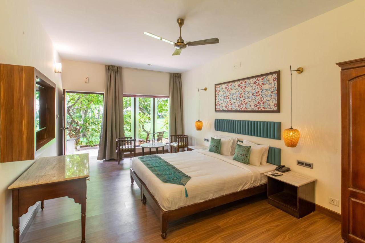 Green Meadows Resort Chennai Bagian luar foto
