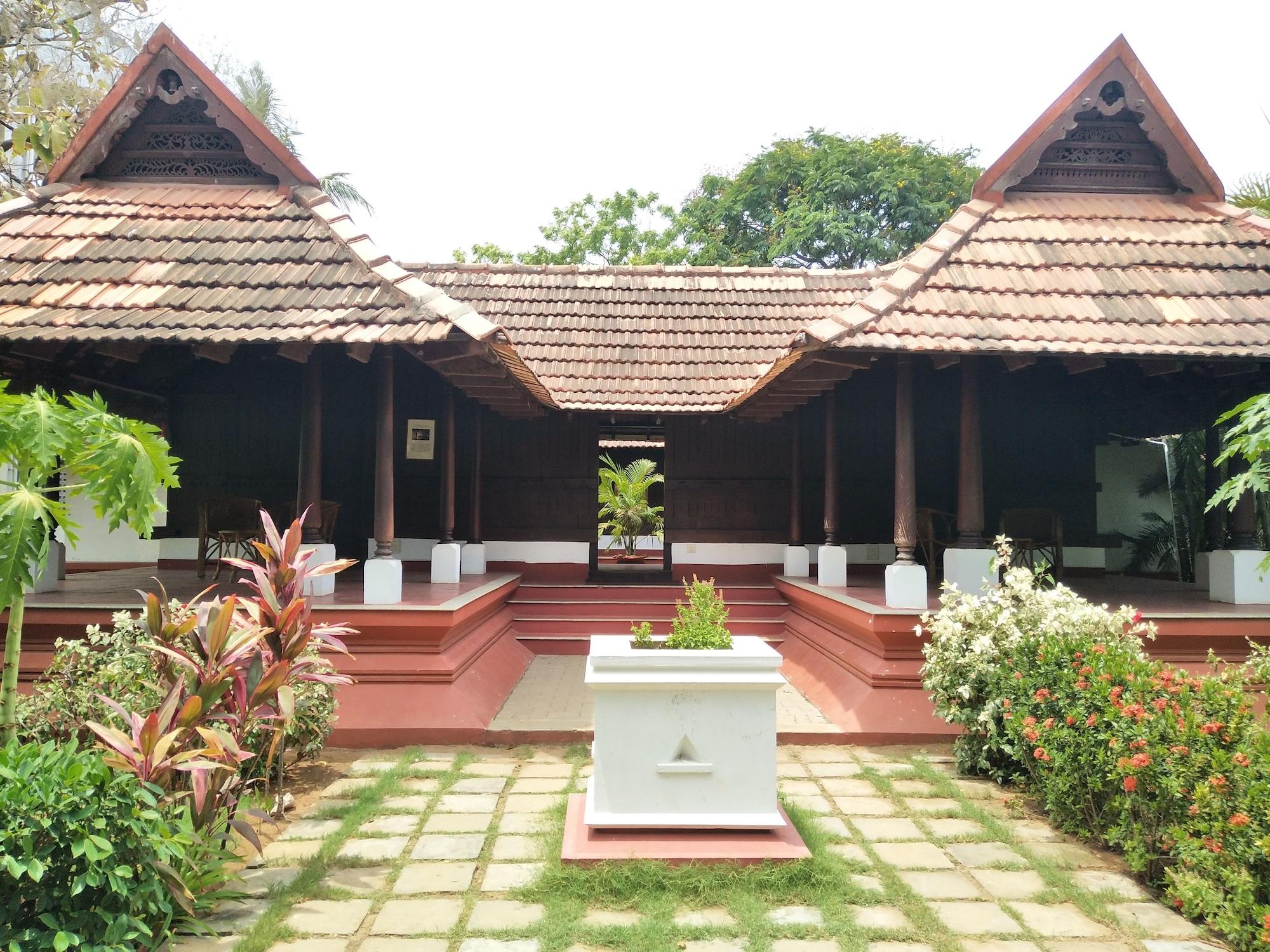 Green Meadows Resort Chennai Bagian luar foto