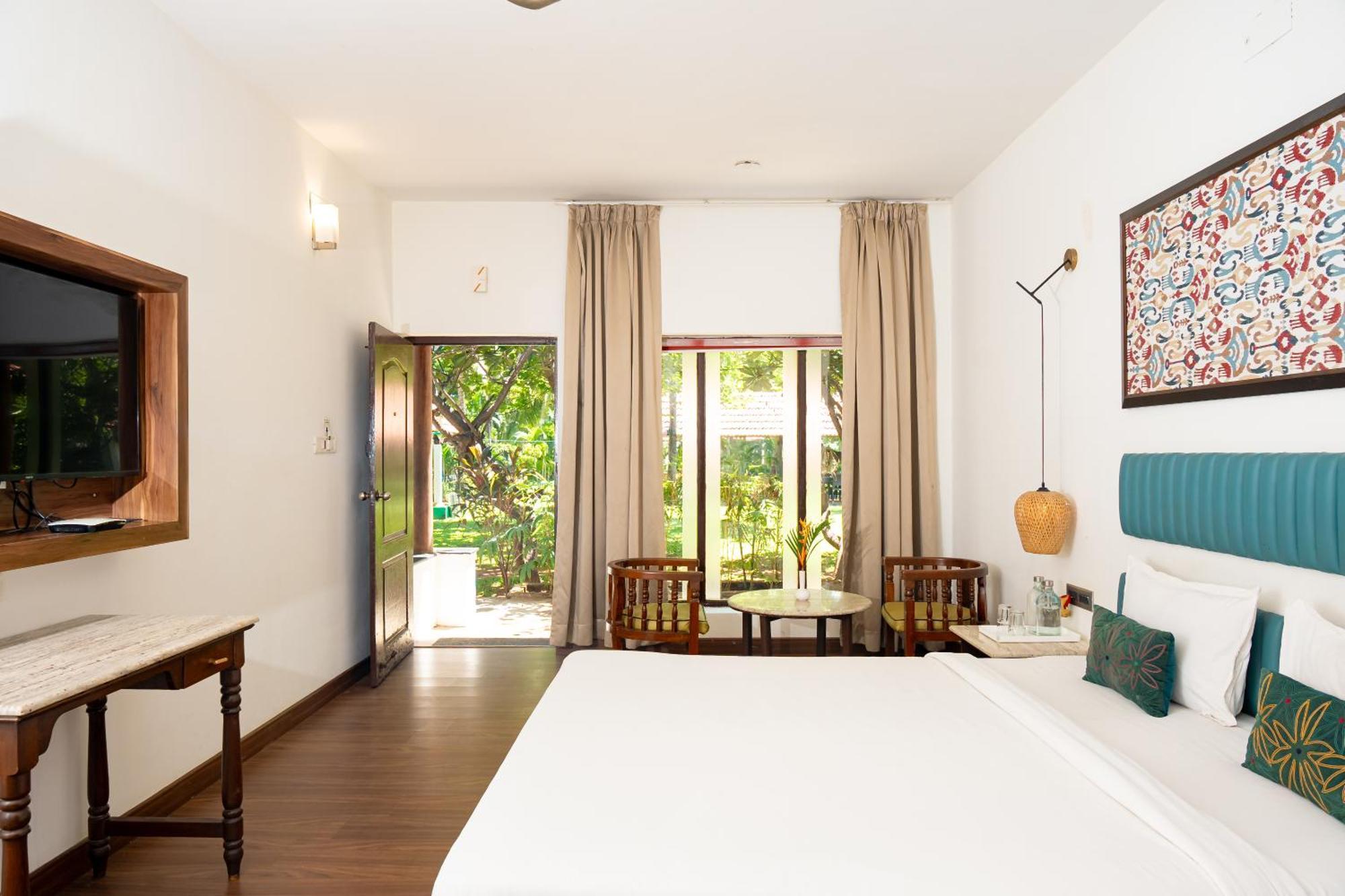 Green Meadows Resort Chennai Bagian luar foto
