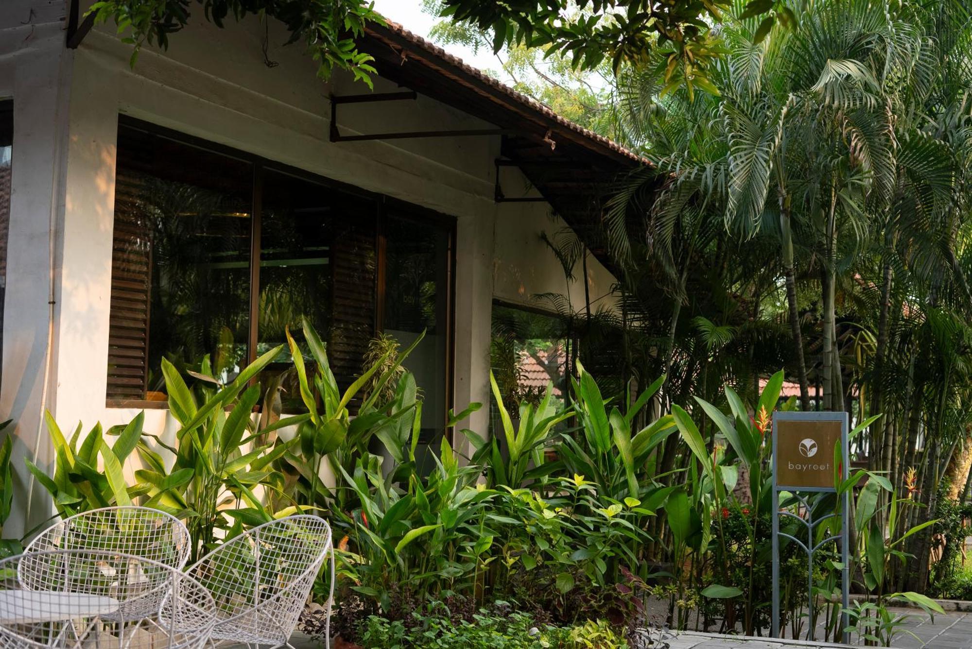 Green Meadows Resort Chennai Bagian luar foto